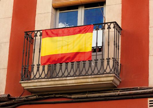 Twitter Adelante por España Bandera-espana-balcon-02